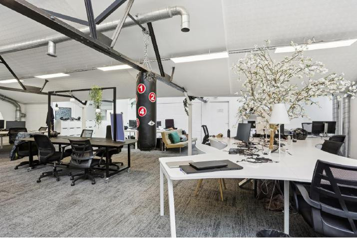 
                                                Vente
                                                 Vente et location Bureaux Boulogne-Billancourt 92100