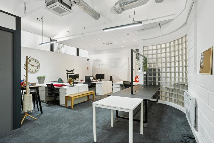
                                                Vente
                                                 Vente et location Bureaux Boulogne-Billancourt 92100