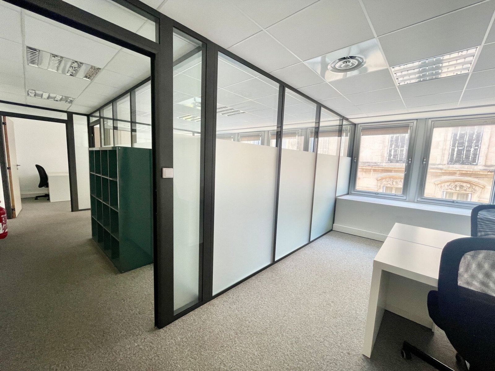 
                                                Vente
                                                 Vente et location Bureaux Marseille 13006