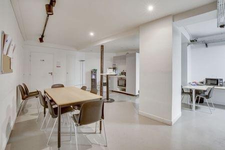 
                                                Vente
                                                 Vente et location Bureaux Paris 75010