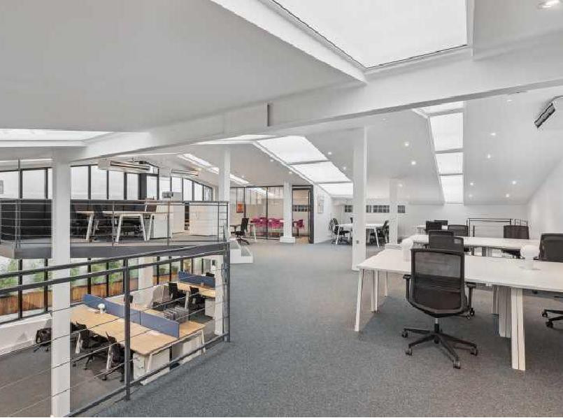 
                                                Vente
                                                 Vente et location Bureaux Paris 75017