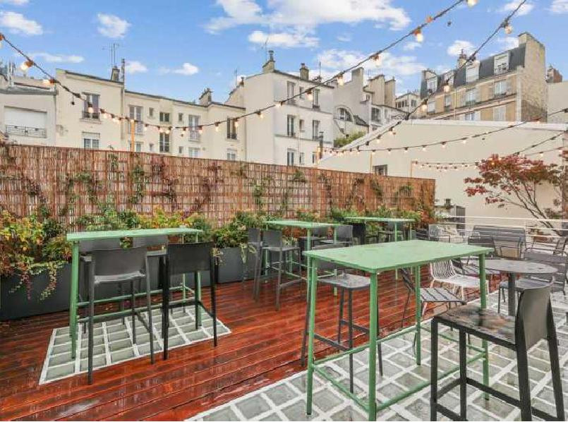 
                                                Vente
                                                 Vente et location Bureaux Paris 75017