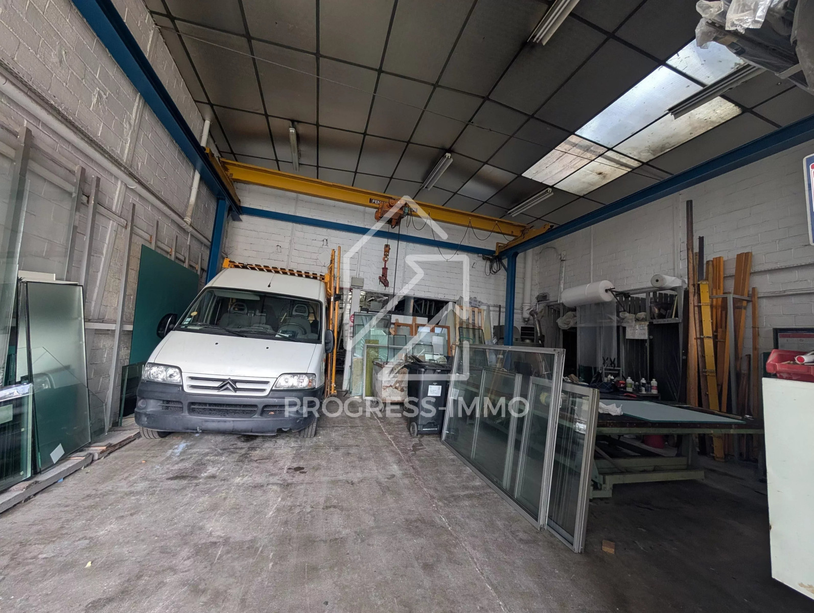 
                                                Vente
                                                 VENTE FONDS DE COMMERCE – MIROITERIE