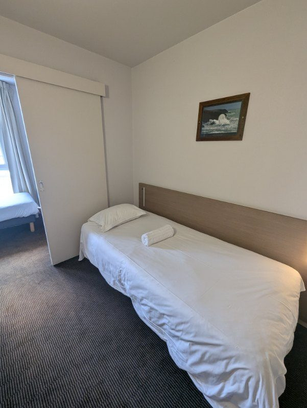 
                                                Vente
                                                 Vente : T2 meublé et équipé