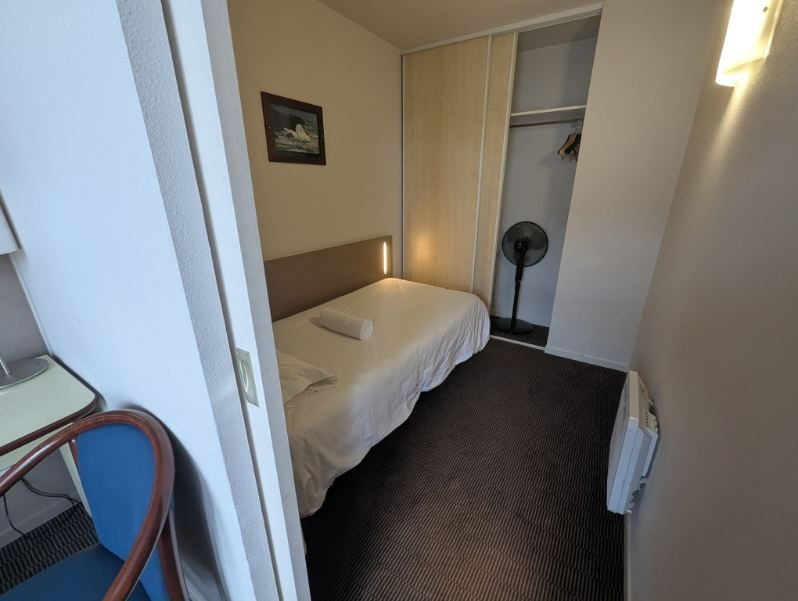 
                                                Vente
                                                 Vente : T2 meublé et équipé