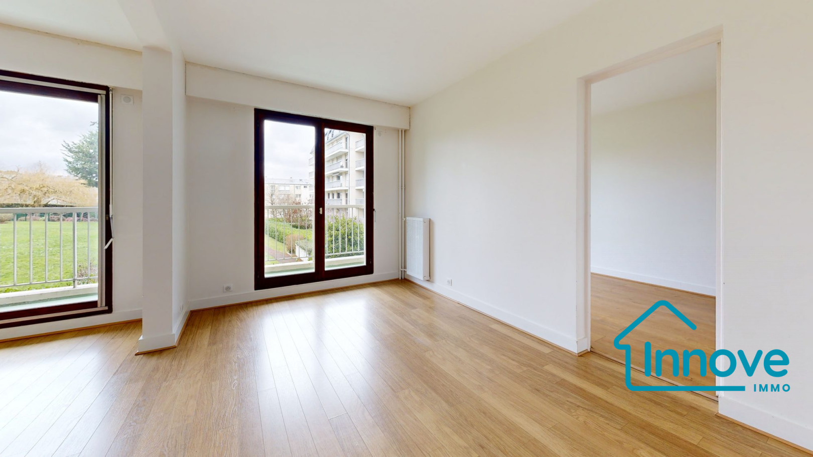 
                                                Location
                                                 VERSAILLES CLAGNY- appartement non meublé - 4 chambres- balcon