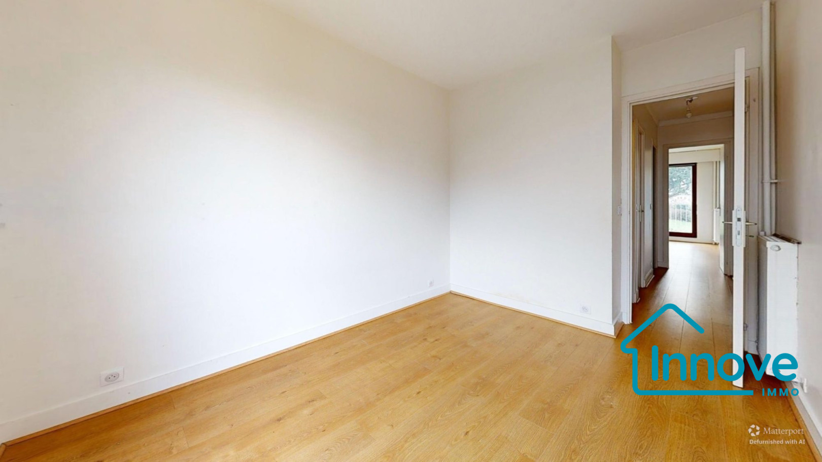 
                                                Location
                                                 VERSAILLES CLAGNY- appartement non meublé - 4 chambres- balcon