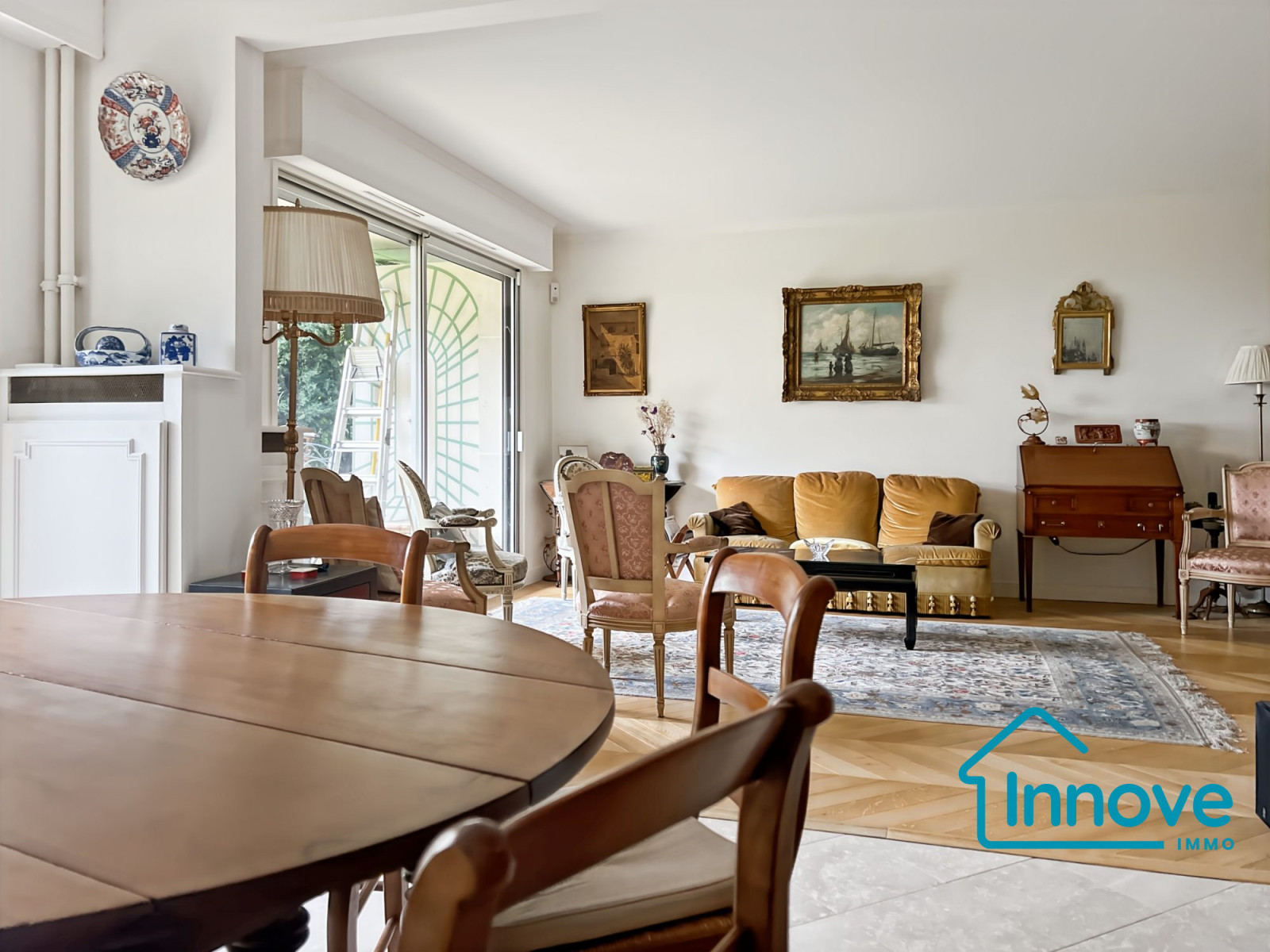 
                                                Vente
                                                 VERSAILLES Glatigny - rez de jardin -3 ch- 87 m²