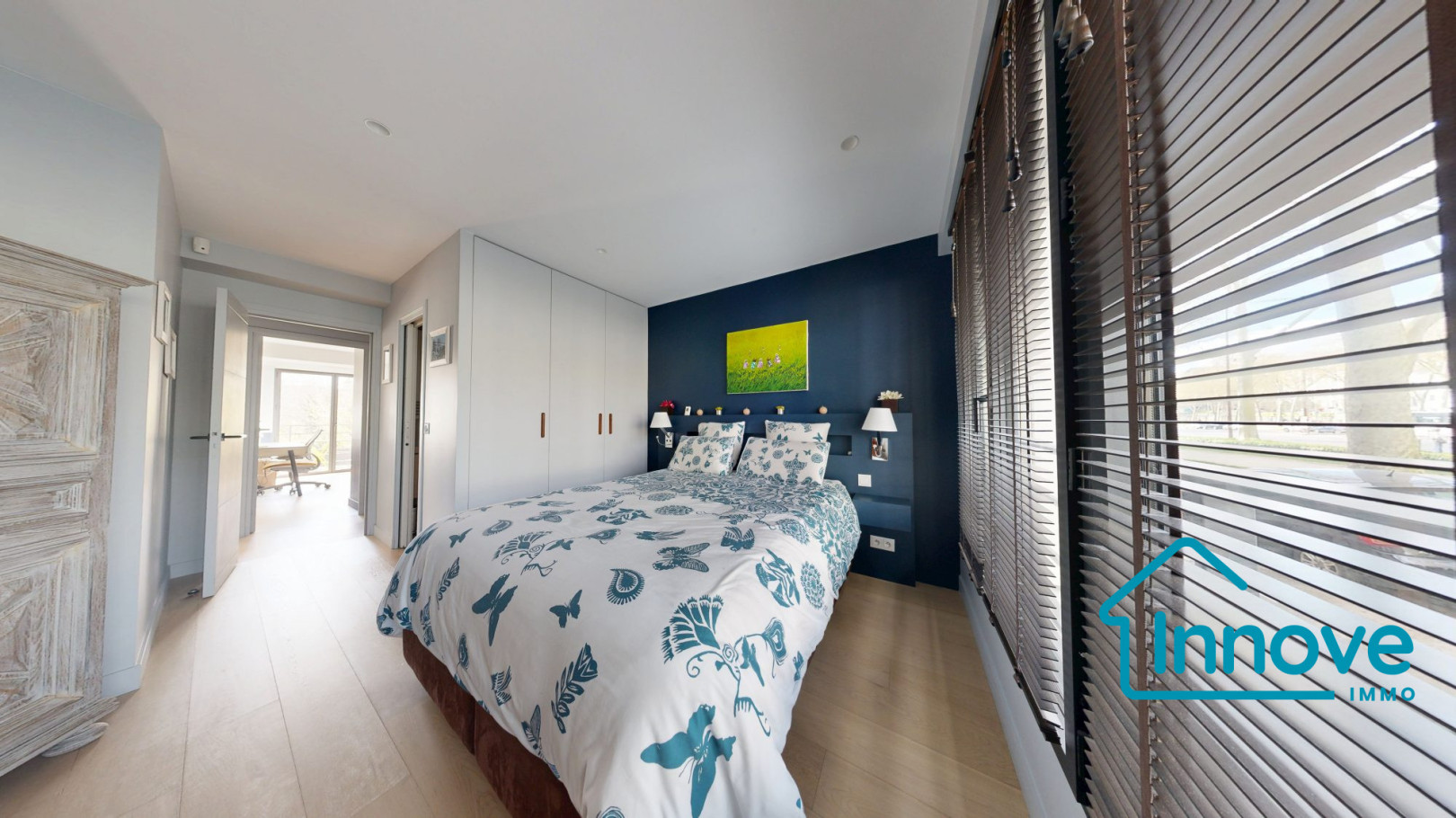 
                                                Vente
                                                 VERSAILLES Montbauron- appartement 93 m²- 3 chambres_ Balcon vu