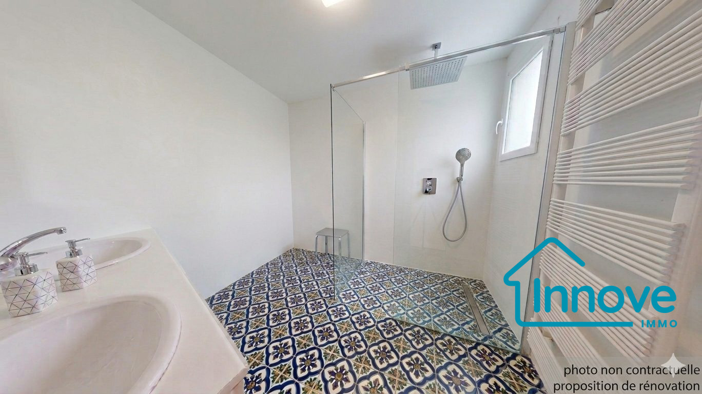 
                                                Vente
                                                 Versailles Montreuil St-Symphorien 4 pièces 100 m²- balcon et