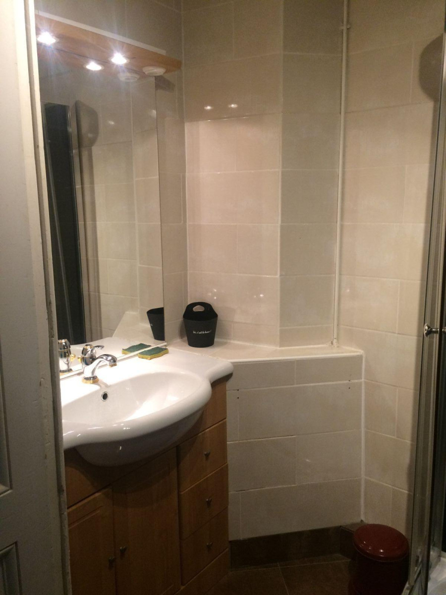 
                                                Location
                                                 Vichy centre Ville.... Entrée sur les Parcs