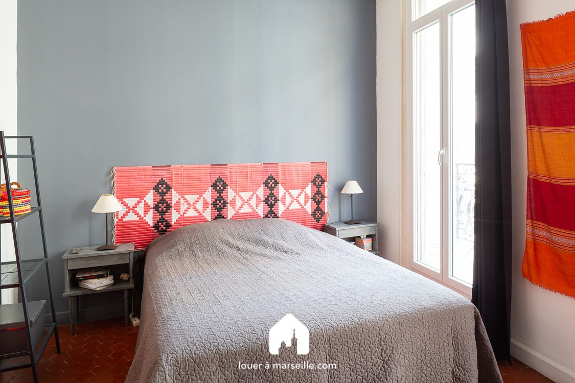 
                                                Location
                                                 Vieux Port Beauvau