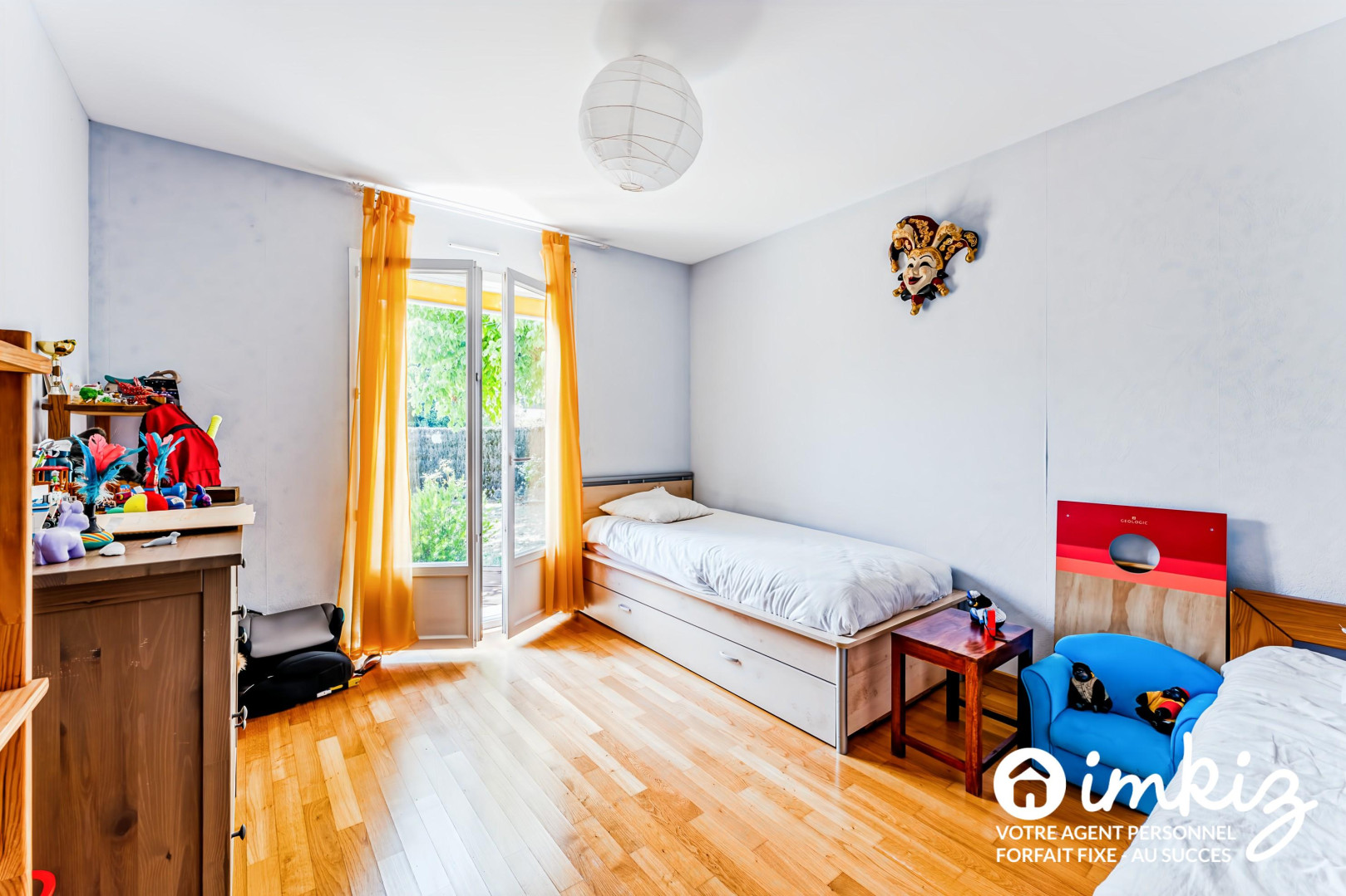 
                                                Vente
                                                 Vila de plain-pied - 158m2