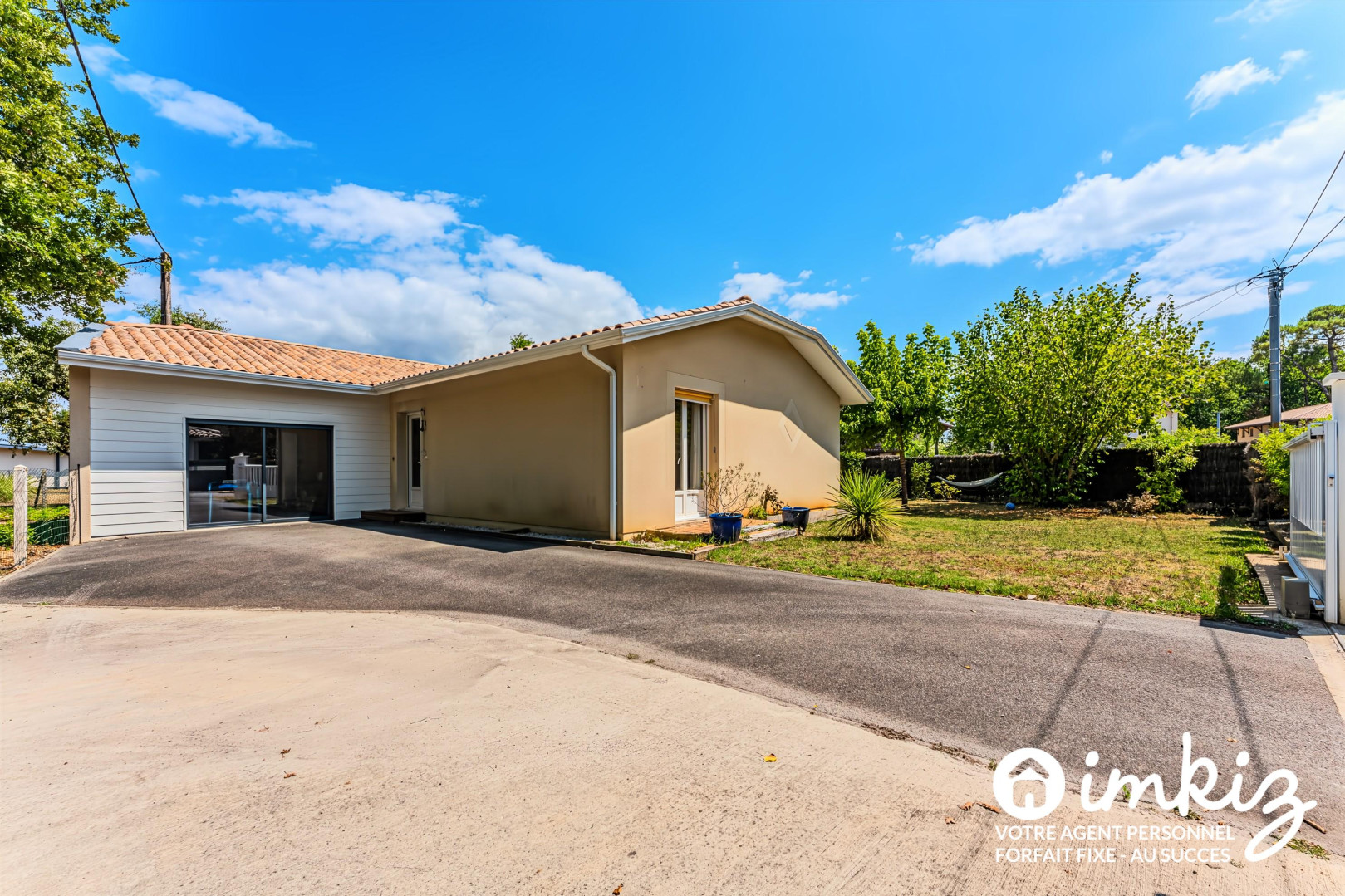 
                                                Vente
                                                 Vila de plain-pied - 158m2