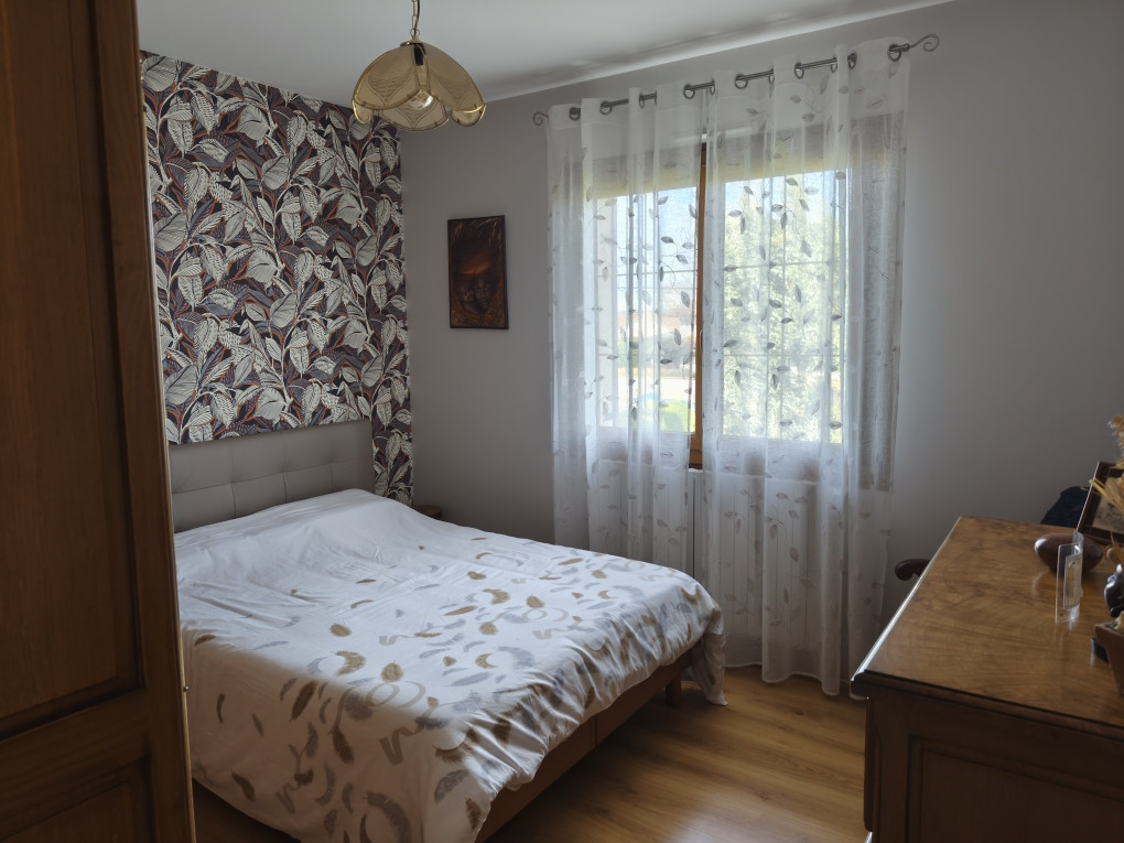 
                                                Vente
                                                 VILLA 121M2 4 CHAMBRES AVEC ANNEXE