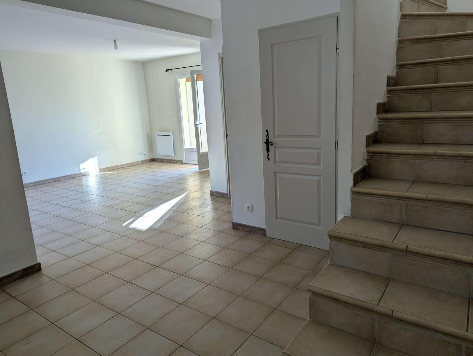 
                                                Location
                                                 Villa 3 chambres, l'Isle sur Sorgue résidentiel