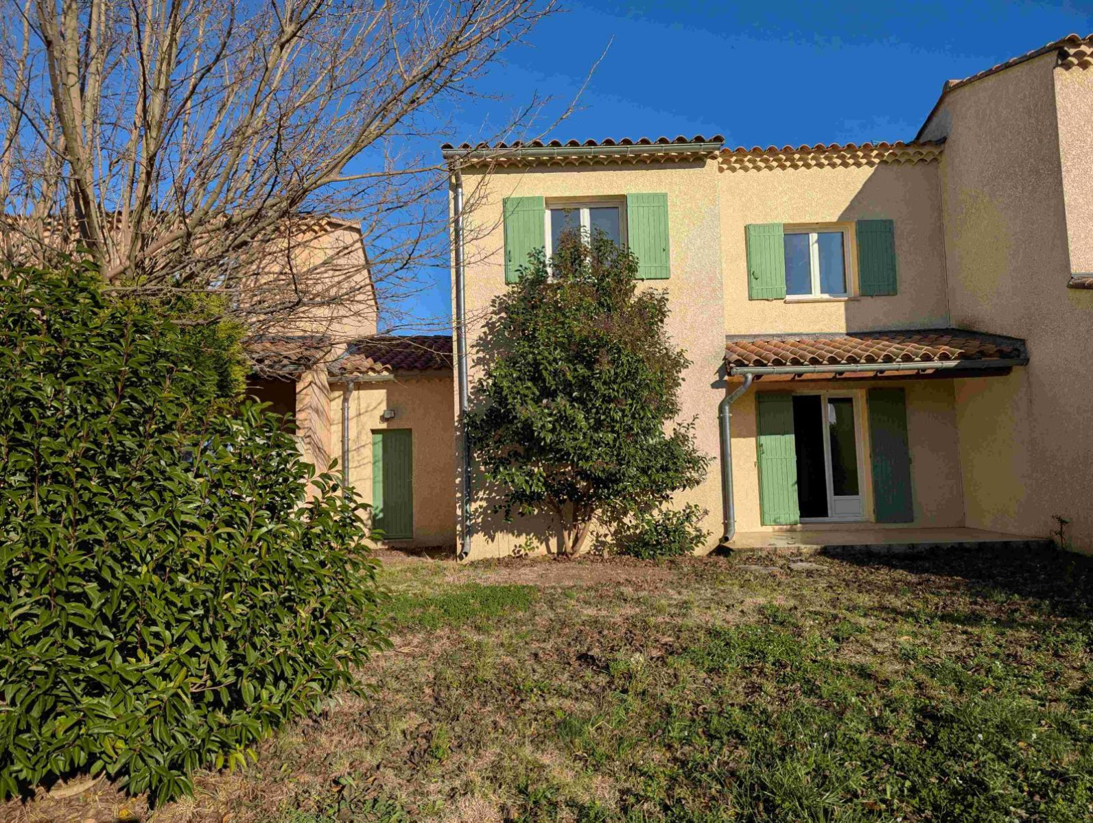 
                                                Location
                                                 Villa 3 chambres, l'Isle sur Sorgue résidentiel