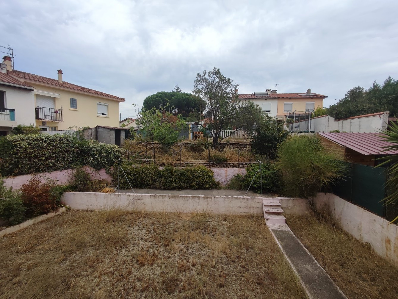 
                                                Vente
                                                 VILLA 3 FACES SUR PARCELLE DE 376M2 A SAINT ESTEVE