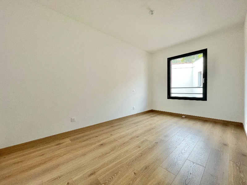 
                                                Vente
                                                 VILLA 4 PIÈCES RÉF. 11/09/20253434