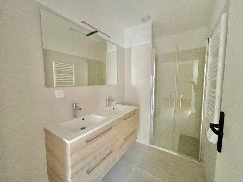 
                                                Vente
                                                 VILLA 4 PIÈCES RÉF. 11/09/20253434