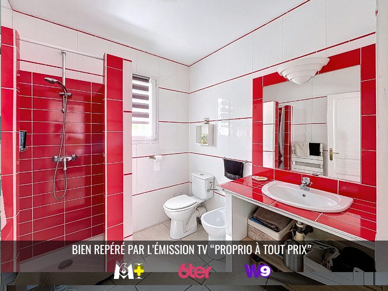 
                                                Vente
                                                 VILLA 6 PIECES  173  M2