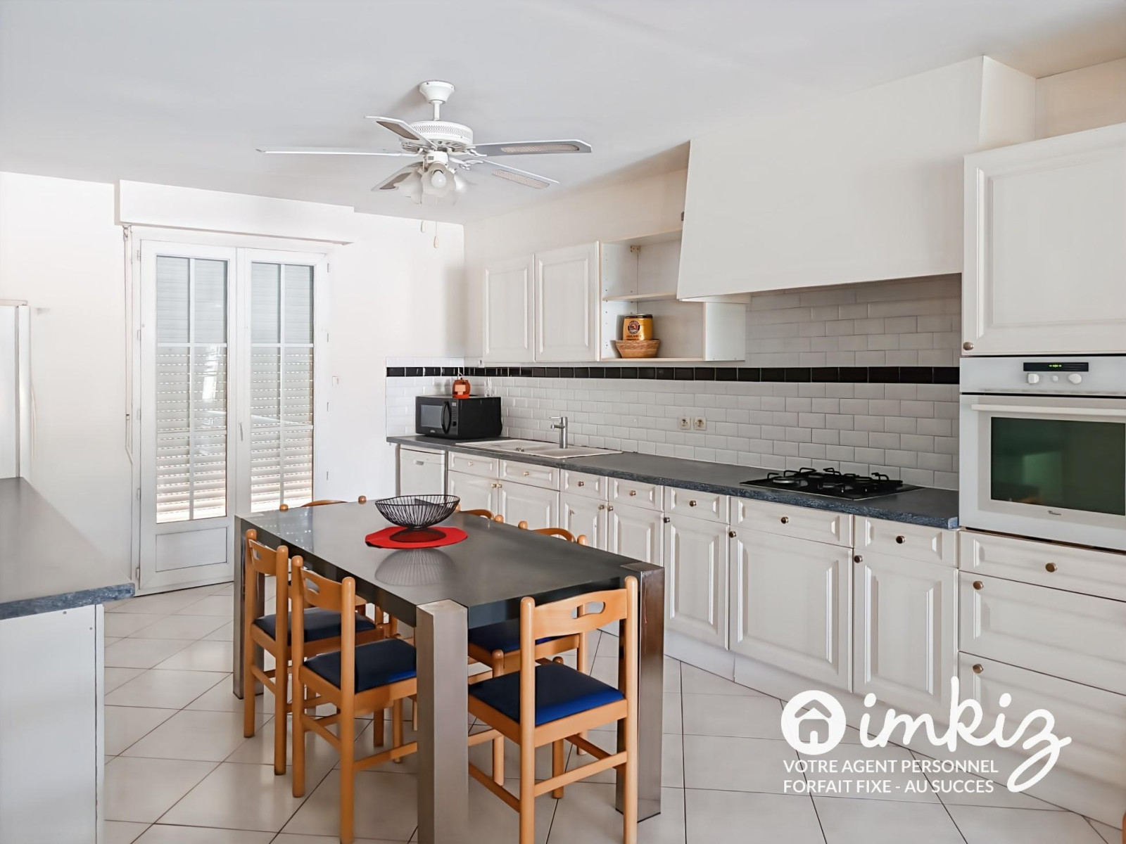 
                                                Vente
                                                 Villa 7 chambres avec piscine