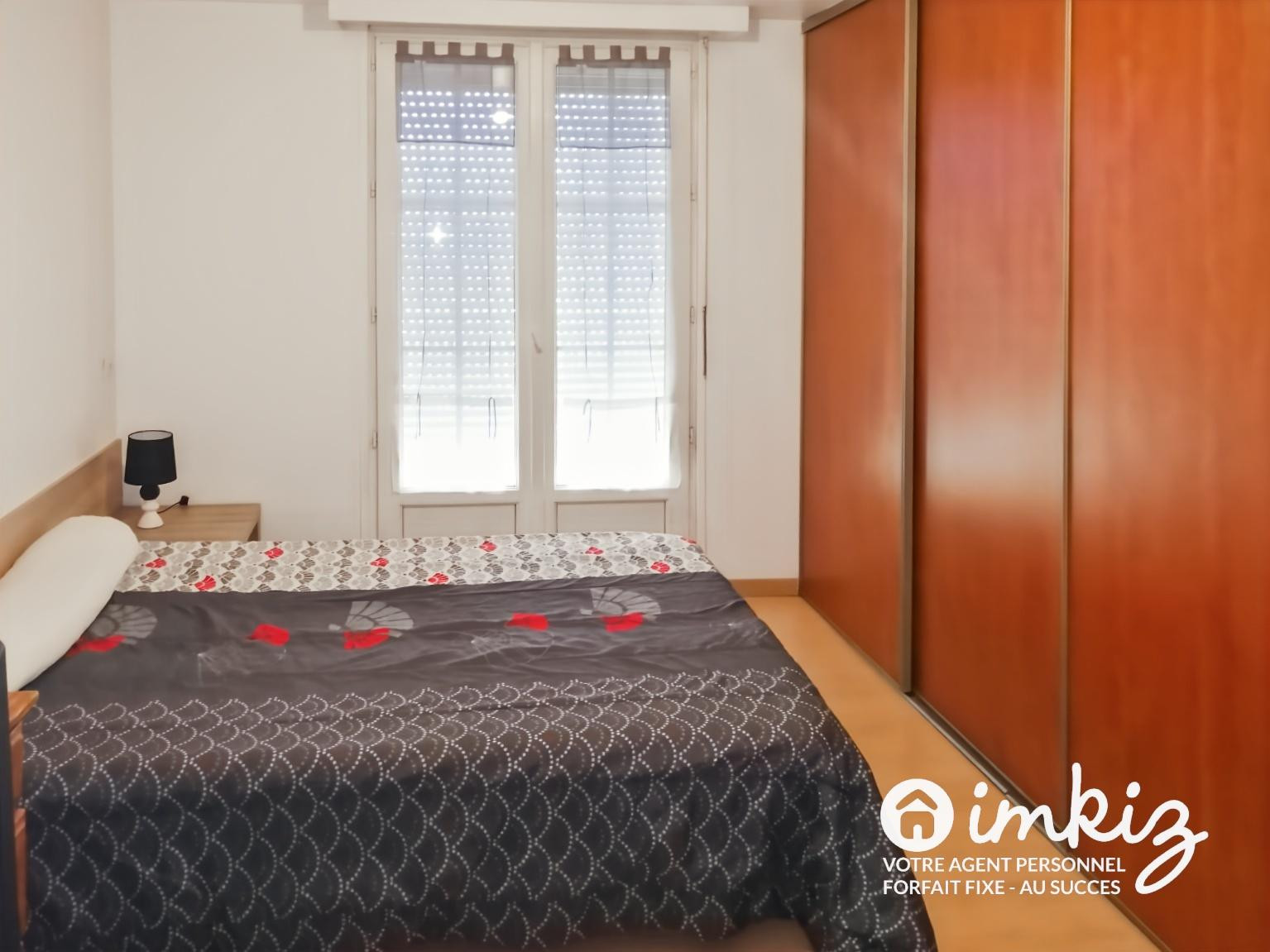 
                                                Vente
                                                 Villa 7 chambres avec piscine