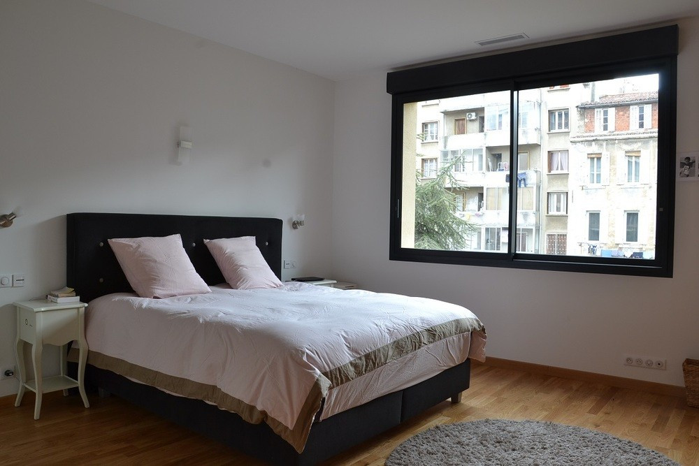 
                                                Location
                                                 Villa Archi