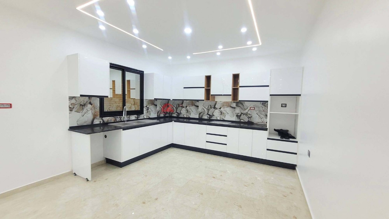 
                                                Vente
                                                 VILLA AVEC PISCINE À SIDI JMOUR DJERBA - RÉF V682