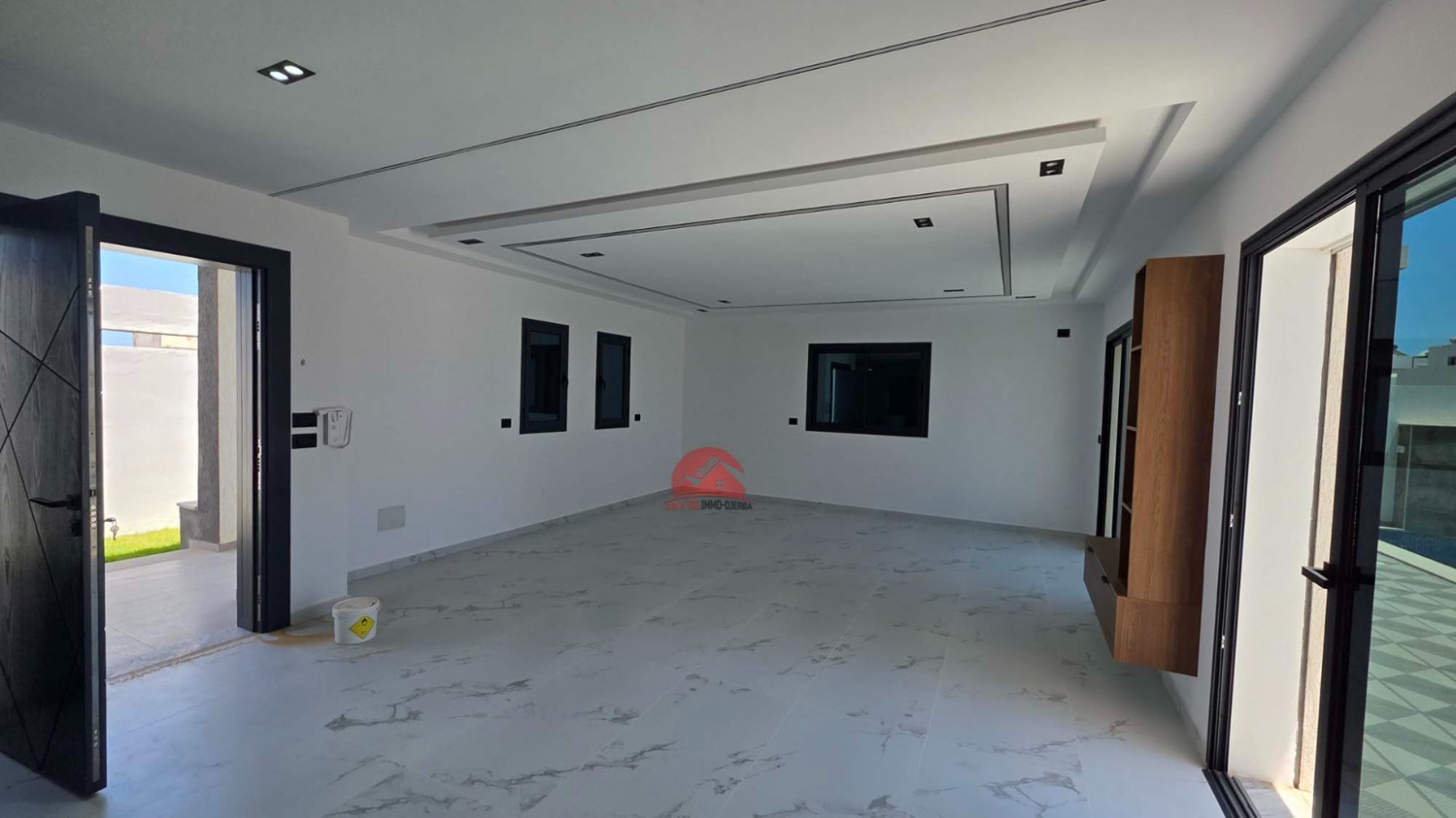 
                                                Vente
                                                 VILLA AVEC PISCINE  - TITRE BLEU - TEZDAINE DJERBA