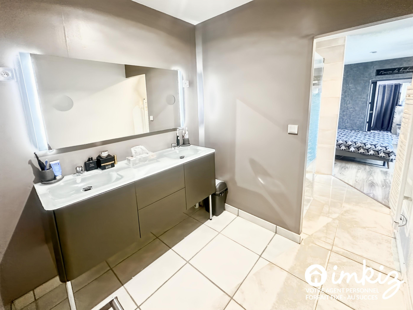 
                                                Vente
                                                 Villa contemporaine 2012 - DPE A- Piscine au sel