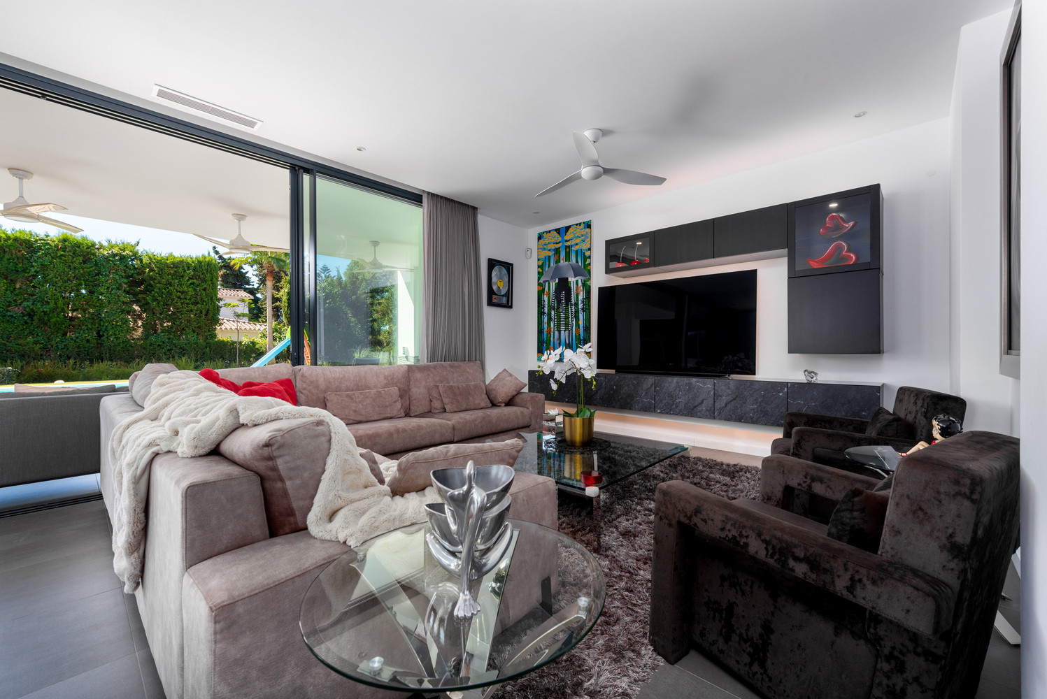 
                                                Vente
                                                 Villa contemporaine d’exception