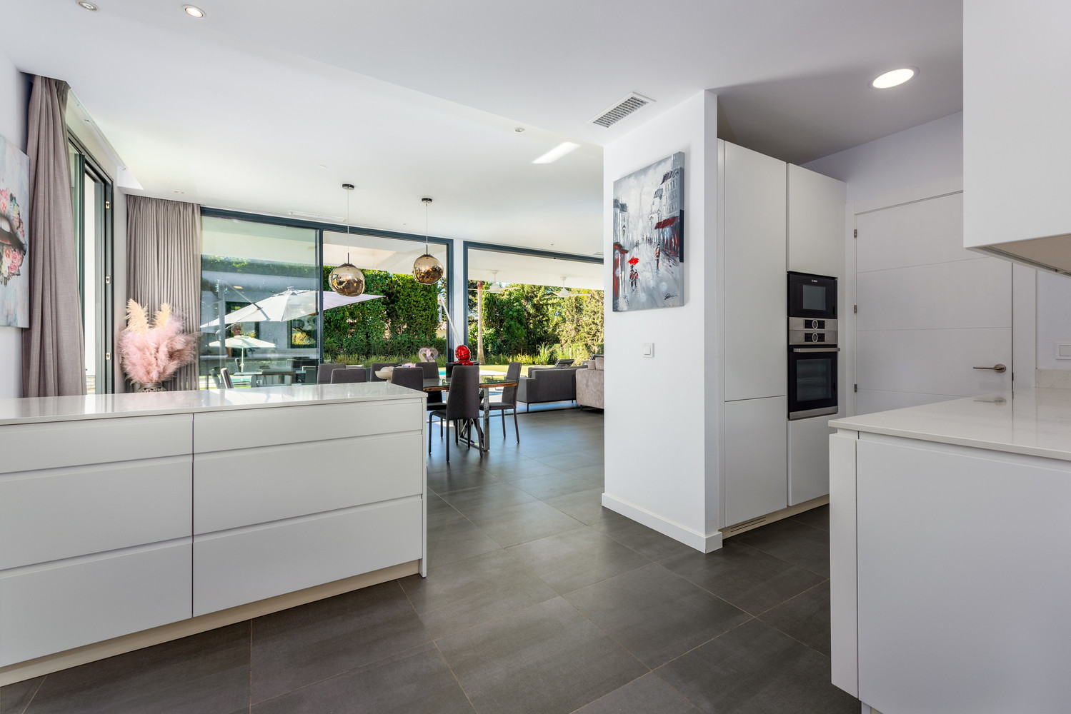 
                                                Vente
                                                 Villa contemporaine d’exception