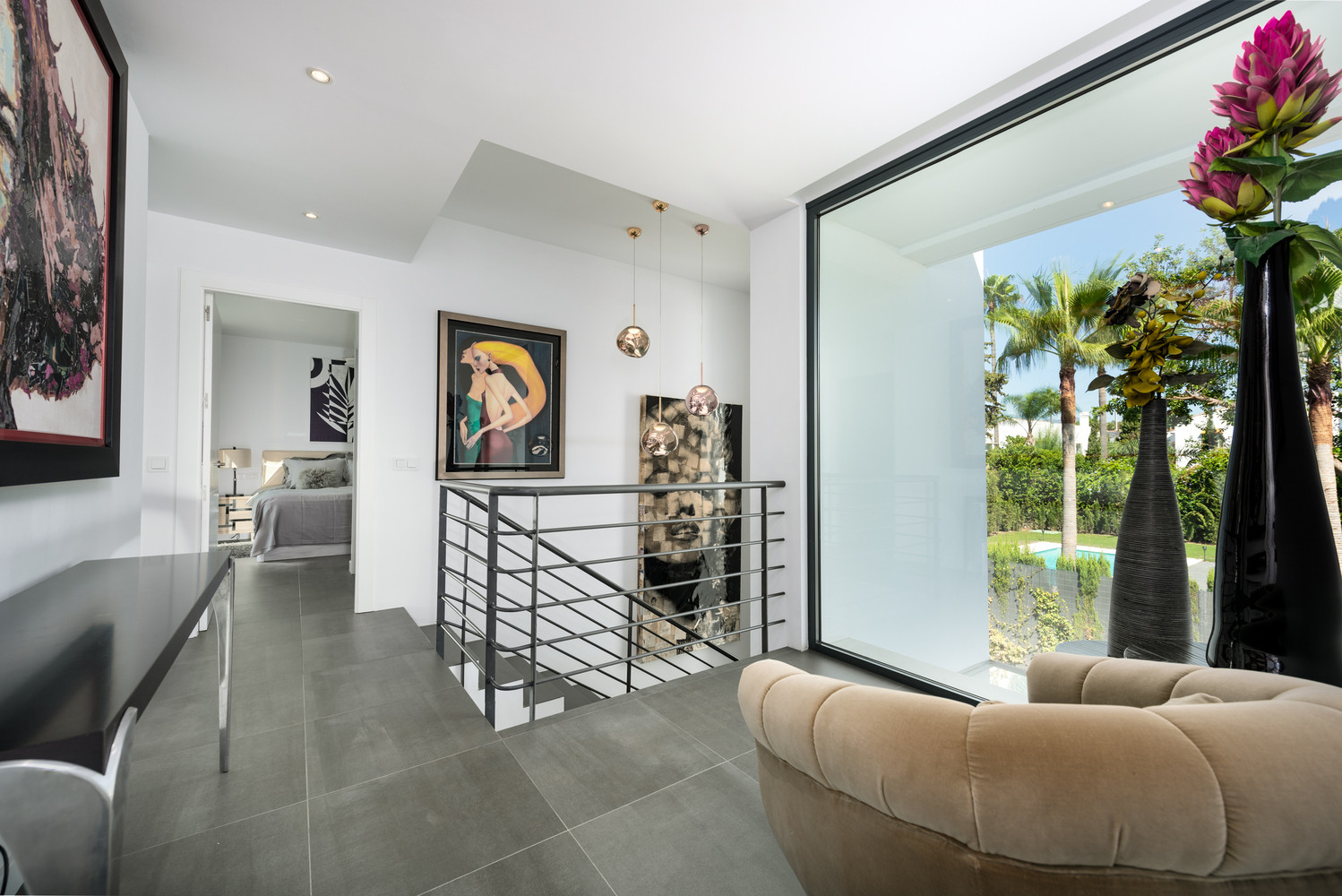 
                                                Vente
                                                 Villa contemporaine d’exception