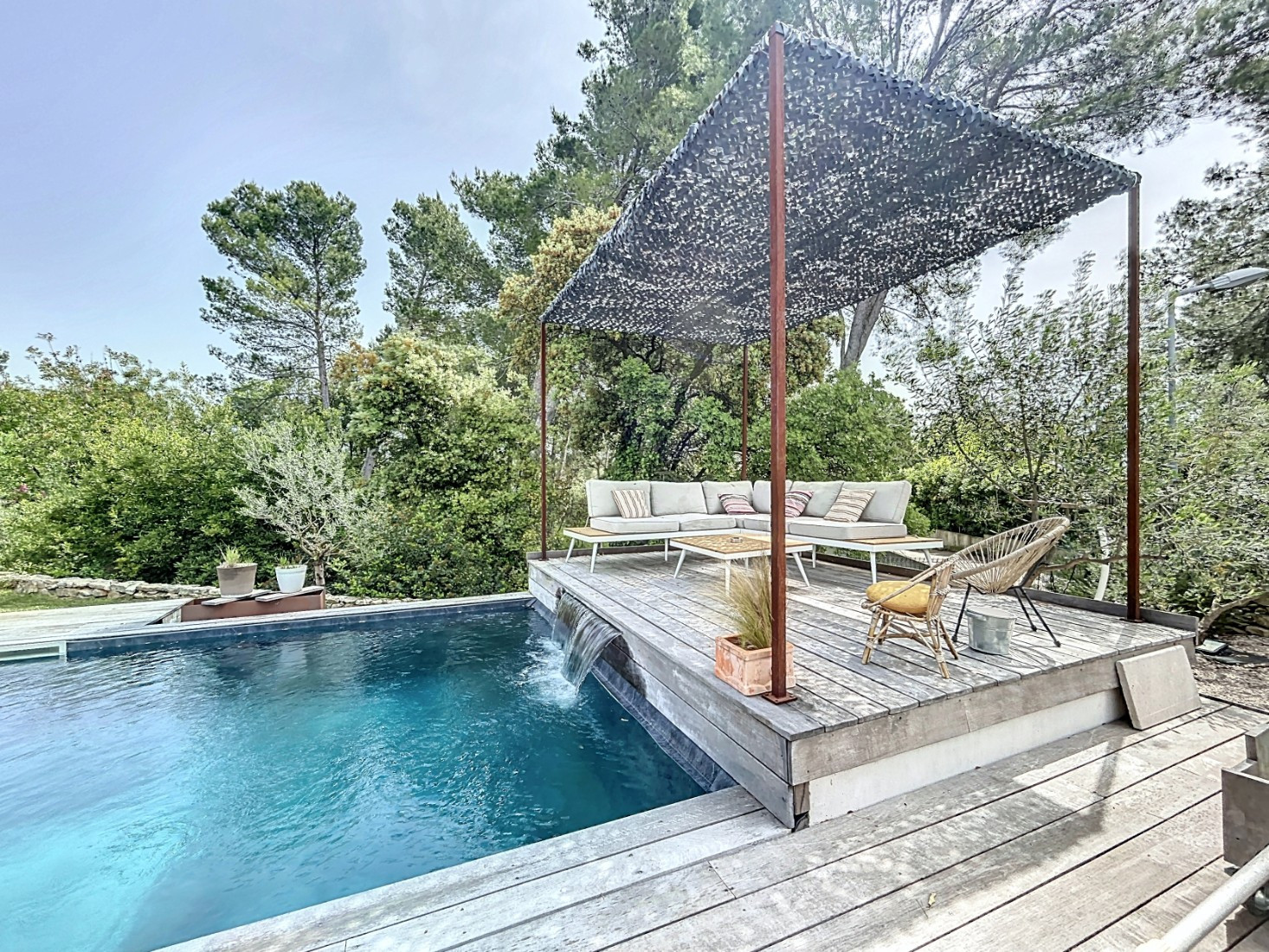
                                                Vente
                                                 VILLA CONTEMPORAINE – VUE DÉGAGÉE & BASSIN DE NAGE