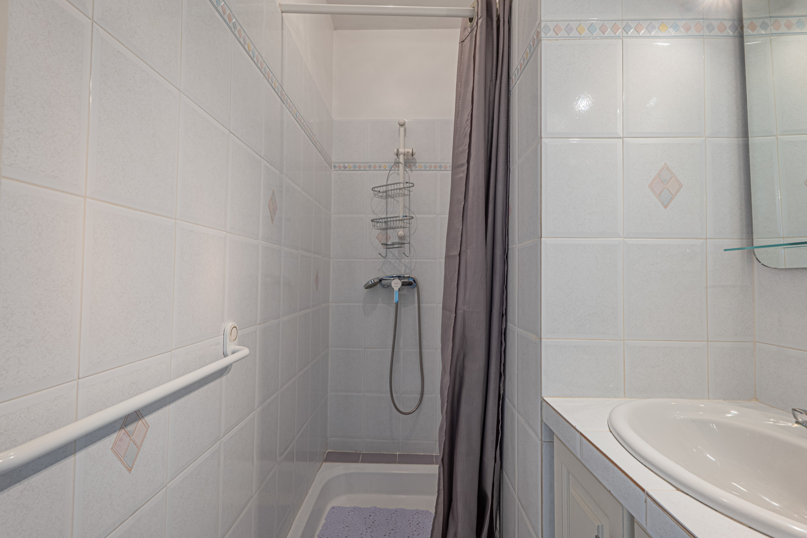 
                                                Vente
                                                 VILLA CORNICHE FLEURIE