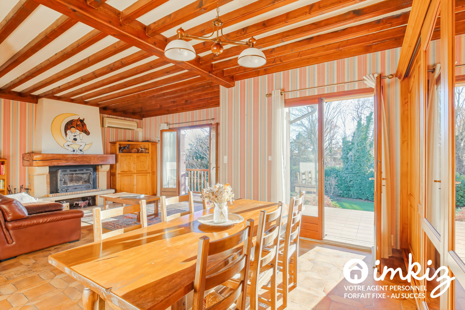 
                                                Vente
                                                 Villa d’architecte Liergues – 7 pièces – 190 m²