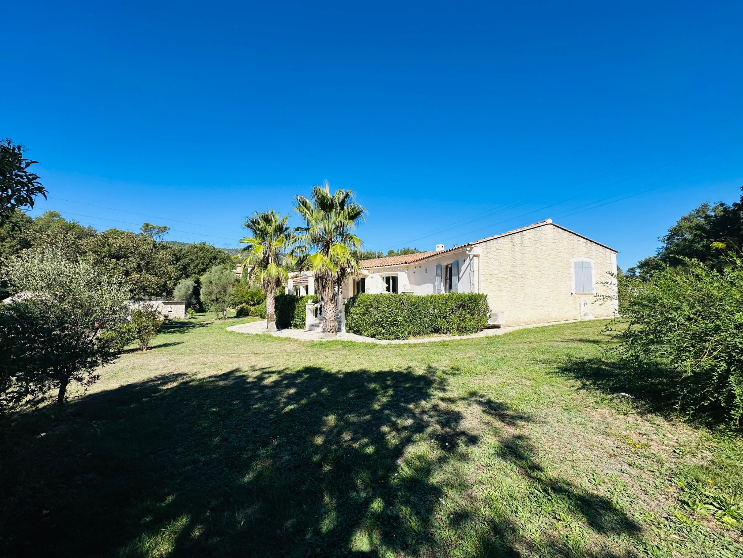 
                                                Vente
                                                 Villa de 245M2 avec Piscine