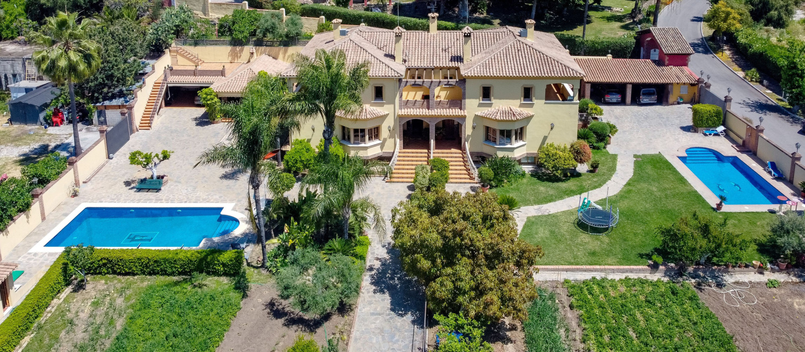 
                                                Vente
                                                 Villa de Deux Maisons Indépendantes