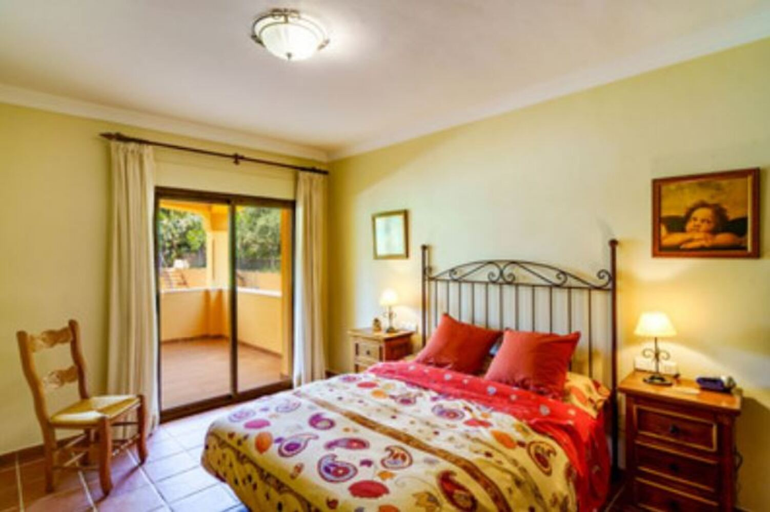 
                                                Vente
                                                 Villa de Deux Maisons Indépendantes