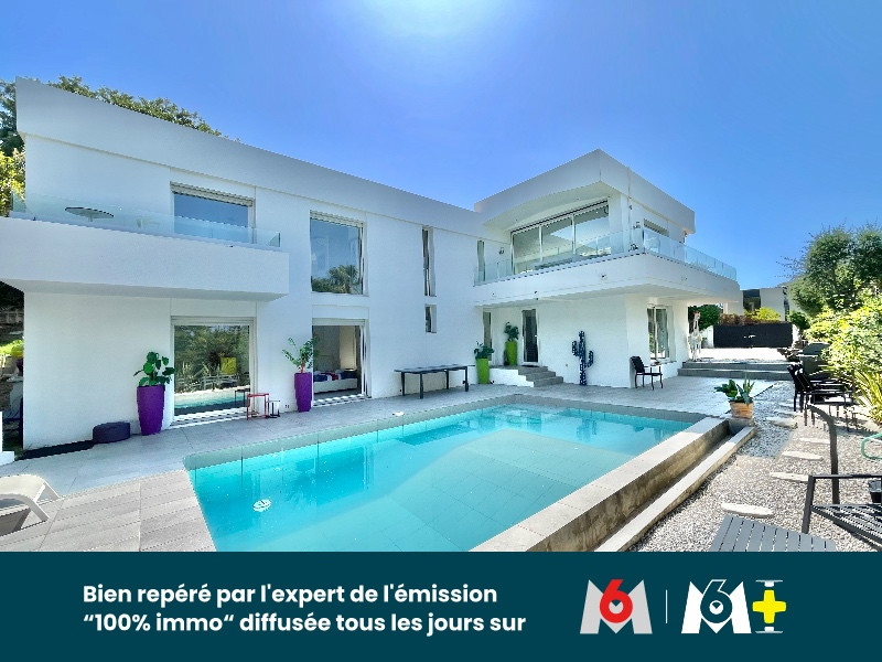 
                                                Vente
                                                 VILLA D'EXCEPTION 6 PIÈCES - LE CANNET - OL3321