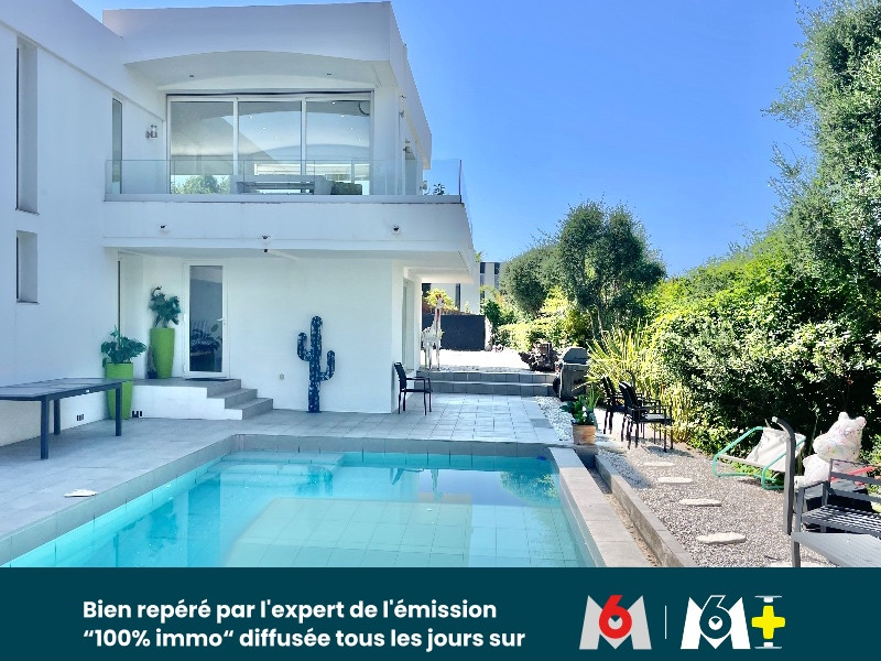 
                                                Vente
                                                 VILLA D'EXCEPTION 6 PIÈCES - LE CANNET - OL3321