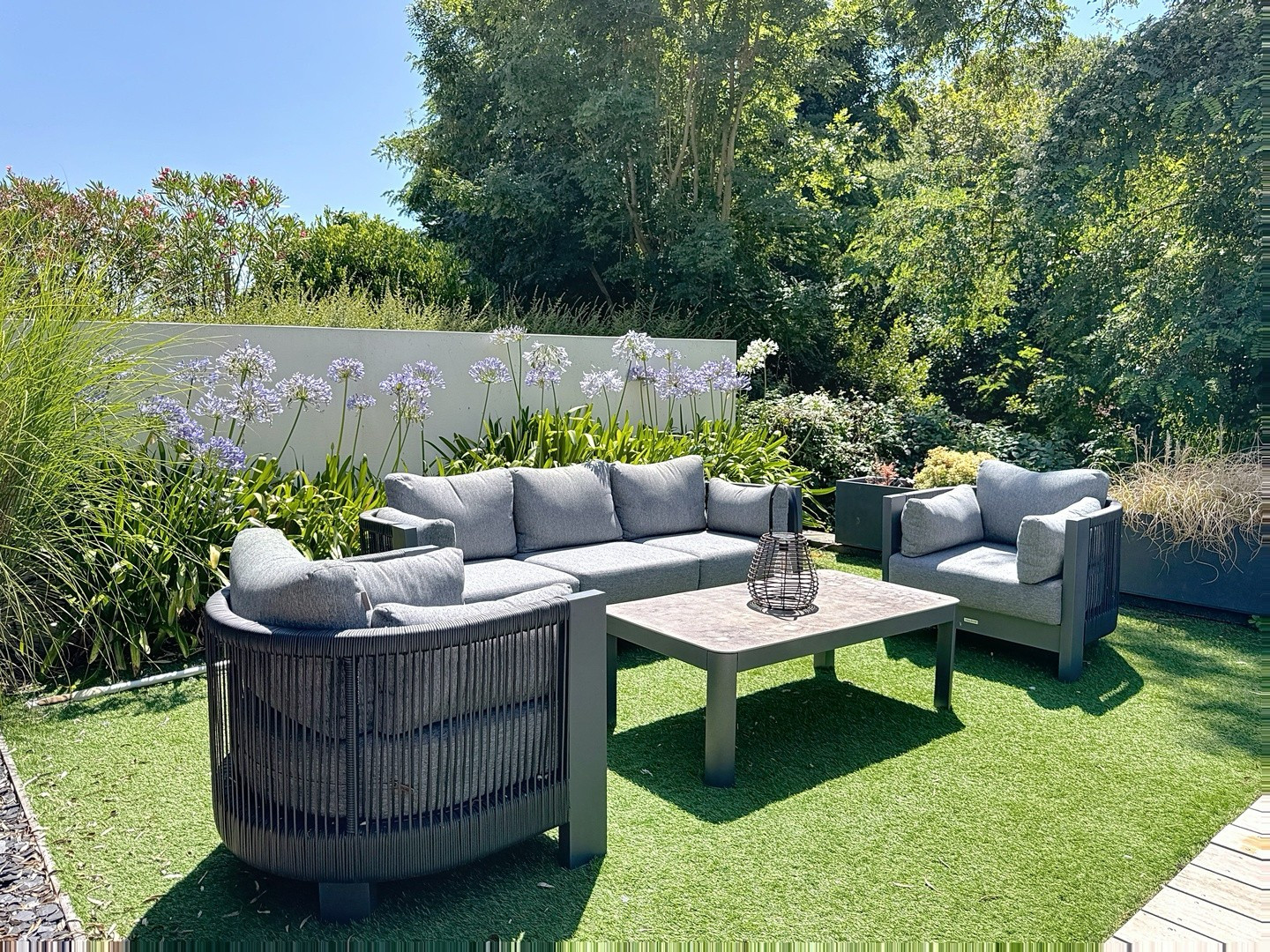 
                                                Vente
                                                 VILLA D'EXCEPTION AVEC VUE CHÂTEAU
