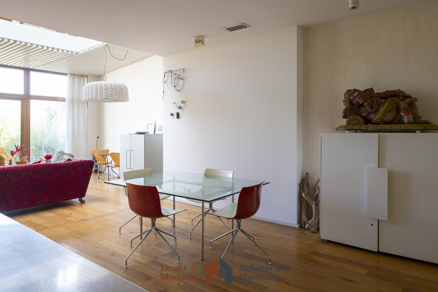 
                                                Location
                                                 Villa Endoume