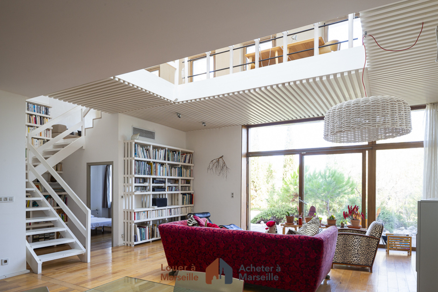 
                                                Location
                                                 Villa Endoume