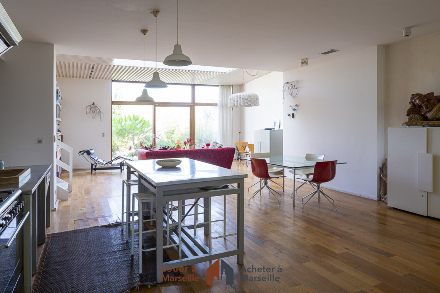 
                                                Location
                                                 Villa Endoume