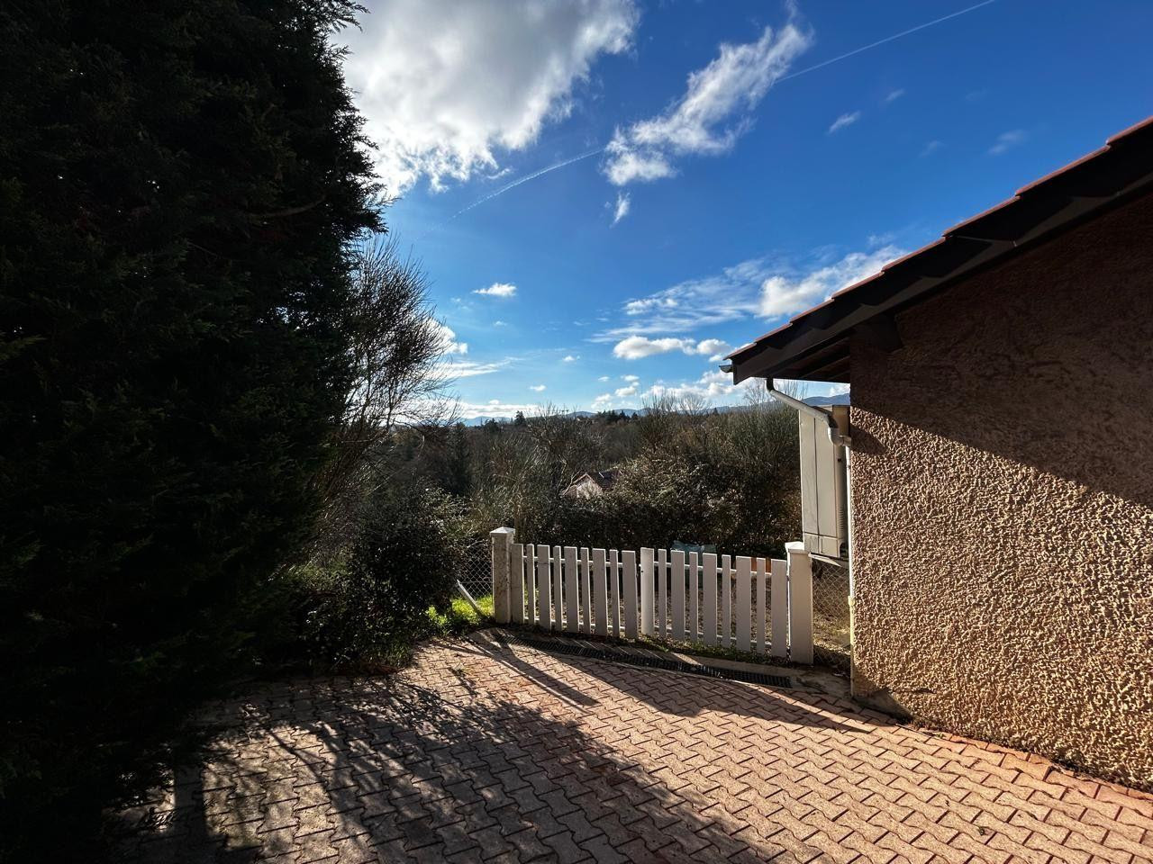 
                                                Location
                                                 Villa  environnement  calme ,  toutes commodités