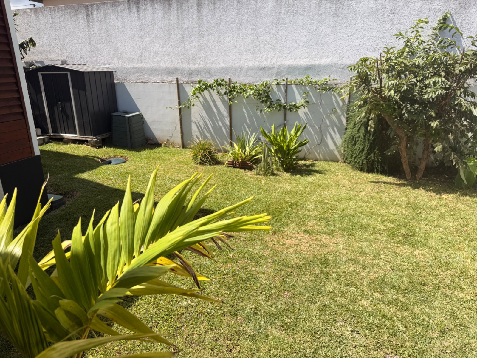 
                                                Vente
                                                 VILLA F5 SAINT PIERRE Ravine des Cabris