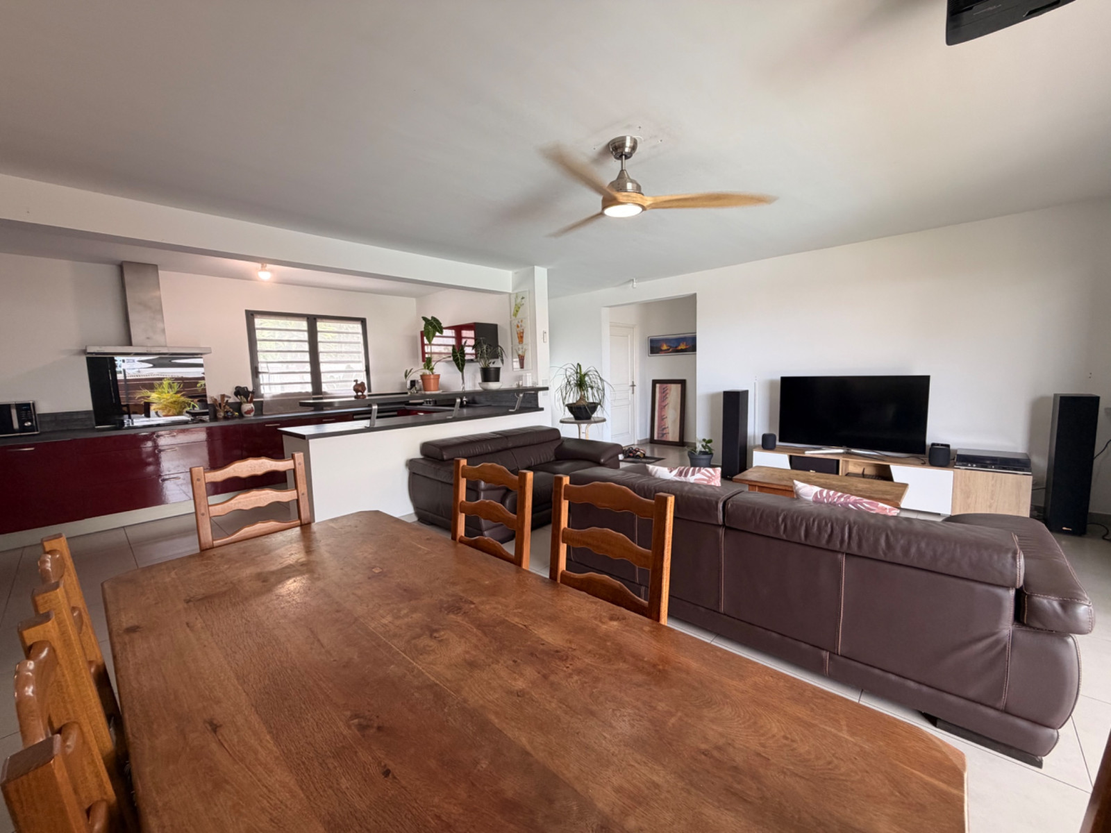 
                                                Vente
                                                 VILLA F5 SAINT PIERRE Ravine des Cabris