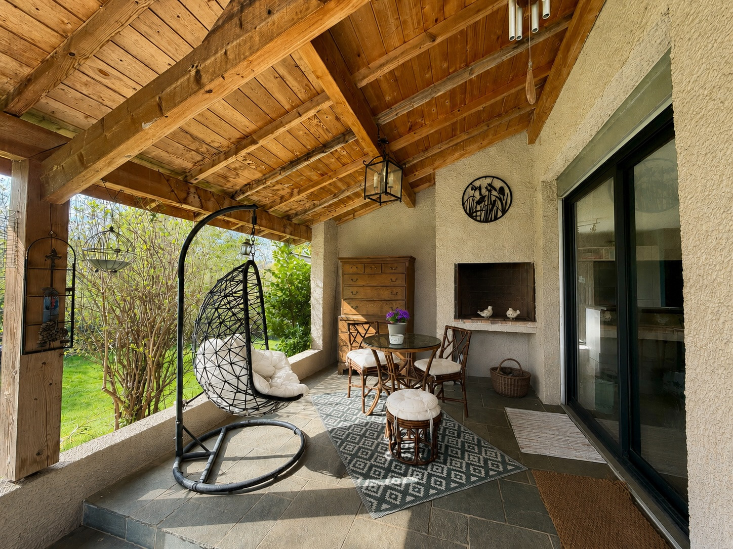 
                                                Vente
                                                 Villa familiale 8 pièces de plus de 190 m²